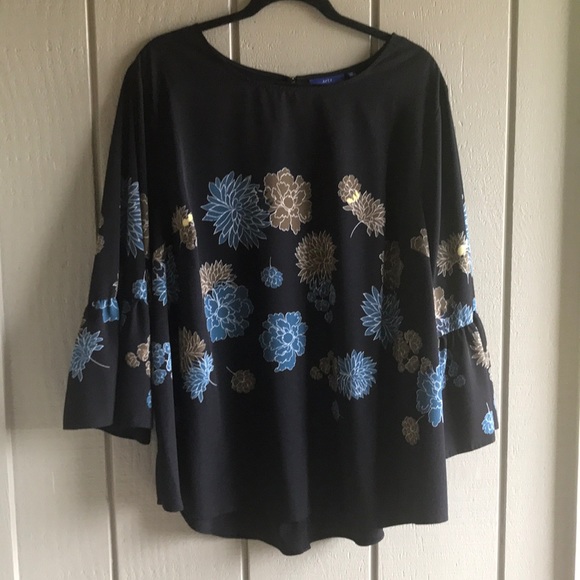 Apt. 9 Tops - Apt. 9 2X black blouse with floral design